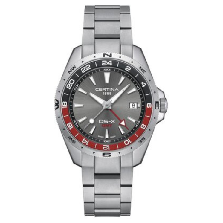 Reloj Certina DS-X GMT C047.452.11.081.01 con esfera gris, detalles rojos y brazalete de acero inoxidable