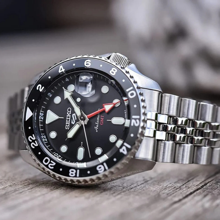 Seiko 5 Sports SKX series SSK001K1