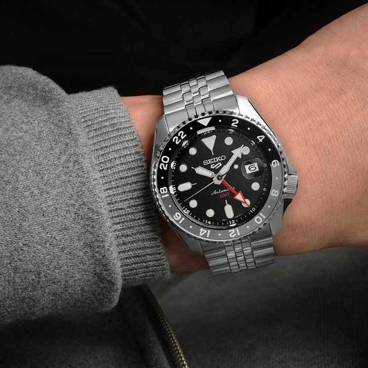 Seiko 5 Sports SKX series SSK001K1