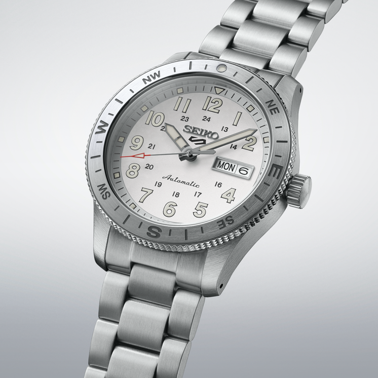 Seiko  5 Sports Field  HDB007K1