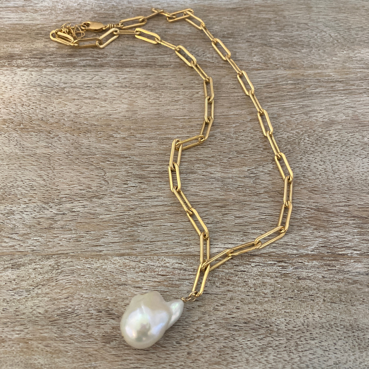 Baroque Pearl & Paperclip Necklace