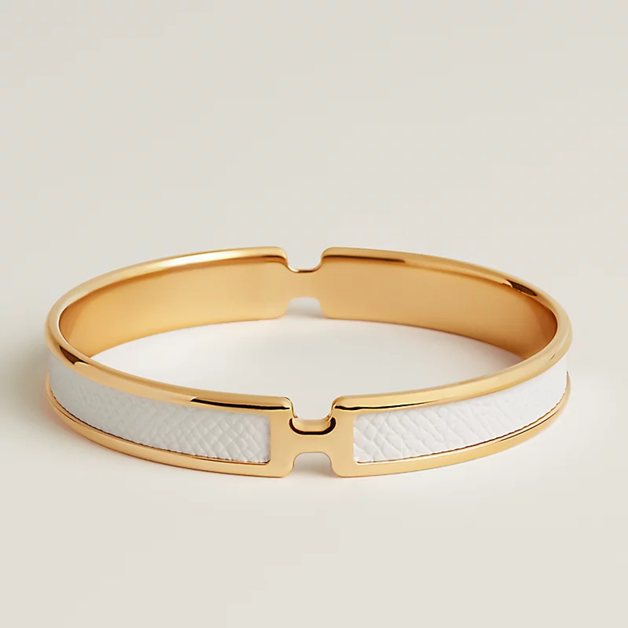 Hermes Kelly Bracelet with 4 Diamonds 18k Yellow Gold – STYLISHTOP