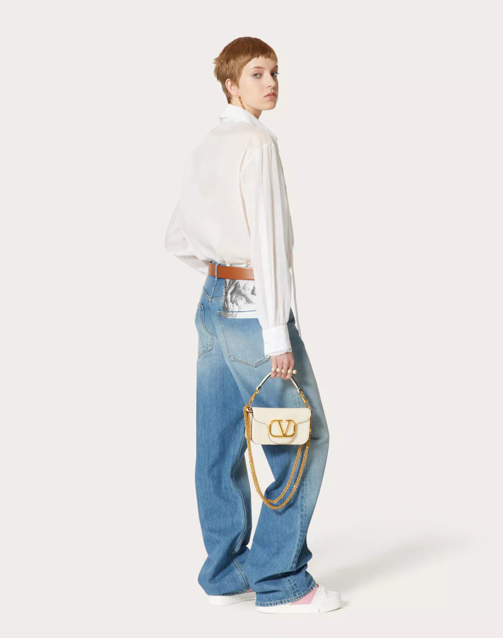 Locò Calfskin Shoulder Bag for Woman in Light Ivory