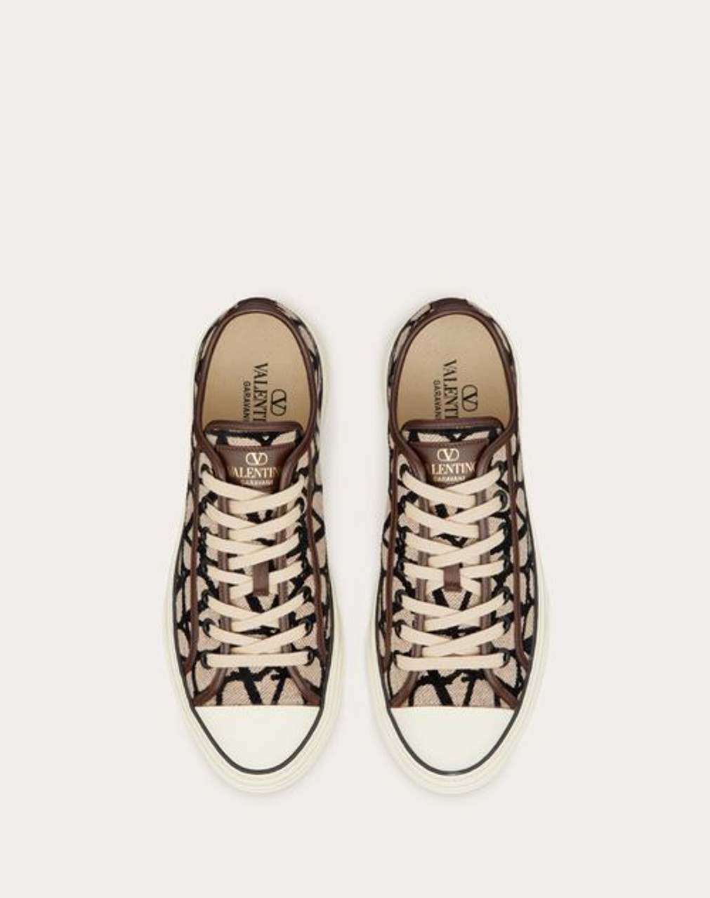 ★VALENTINO ICONOGRAPH TOTAL LOOP SNEAKERS VALENTINO Totaloop Low Top Sneakers In Iconographic Canvas