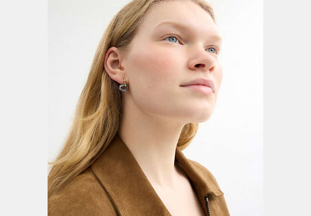 【国内発送】coach*Double Stitched Hearts Drop*ピアス Coach Double Stitched Hearts Drop Earrings - Gold/Silver