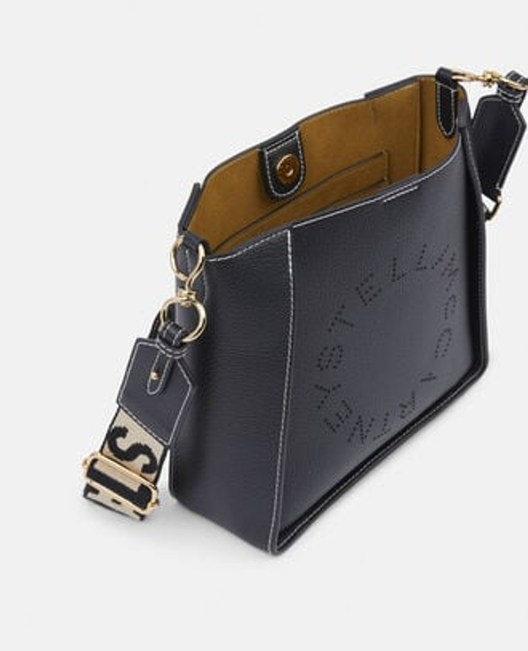 【関税&送料込】Stella Mccartney Messenger Bag In Alter Mat Amazon.com: Stella McCartney, Alter Mat Top-Handle Bag, Pure