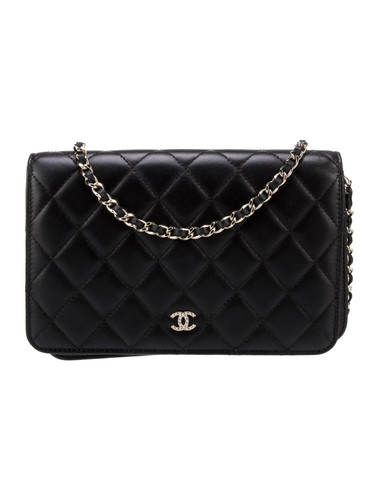 CHANEL Pearl Wallet On Chain (Certified Pre Owned)