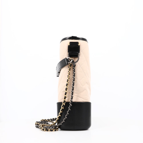 CHANEL gabrielle grand Shoulder Bag Beige And Black Leather Image 3
