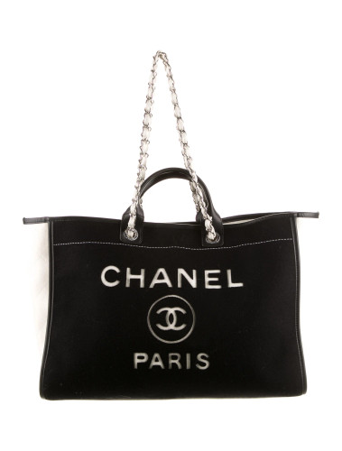 CHANEL Wool Felt Large Deauville Shopping Tote