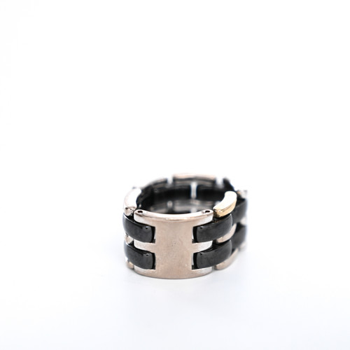 CHANEL 54 Ring White Gold Silver And Black Ceramic Image 4