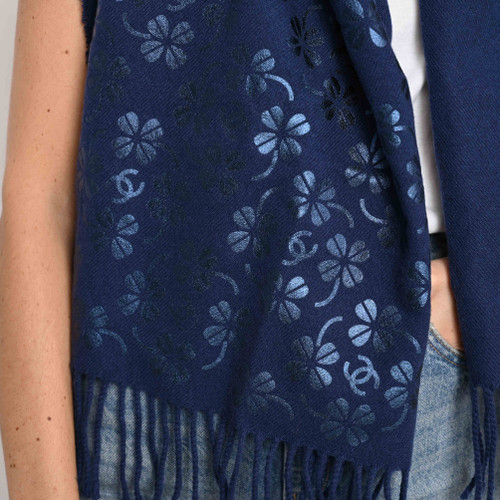 CHANEL Navy Wool Scarf Image 2