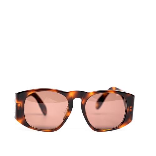 CHANEL Brown Tortoiseshell Sunglasses Image 1
