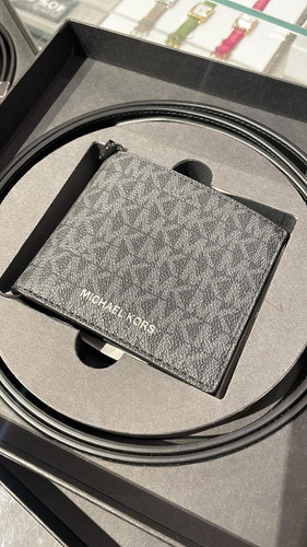 MICHAEL KORS Signature Logo Billfold Wallet and Belt Gift Set (@Delhi Studio)