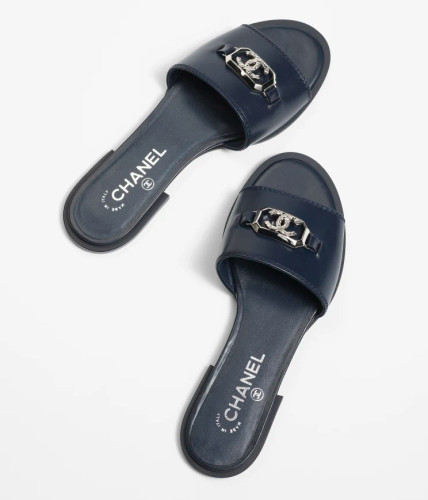 CHANEL Mules Shiny Calfskin & Metal Navy Blue