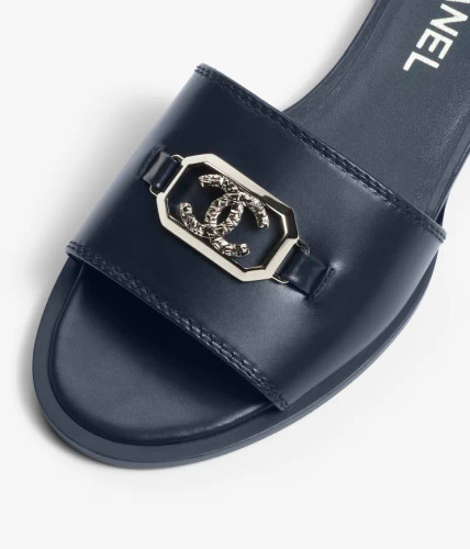 CHANEL Mules Shiny Calfskin & Metal Navy Blue