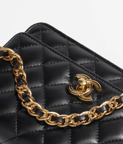 CHANEL Wallet On Chain