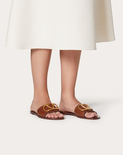 VALENTINO Vlogo Signature Slippers In Grained Cowleather With Accessory