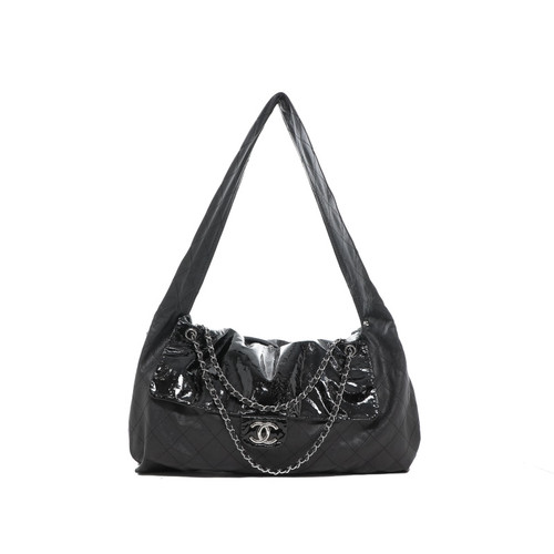 CHANEL Two-material shoulder bag Black (Certified Pre Owned)