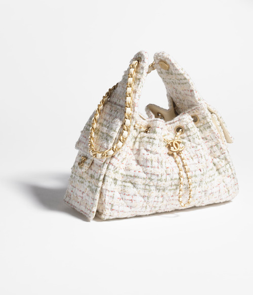 CHANEL 25 Small Handbag   Wool Tweed & Gold-Tone Metal  Ecru, Khaki, Gold & Red