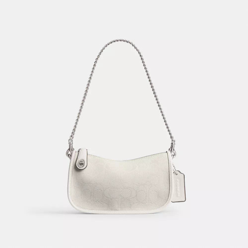 COACH Swinger Bag 20 With Chain In Signature Jacquard