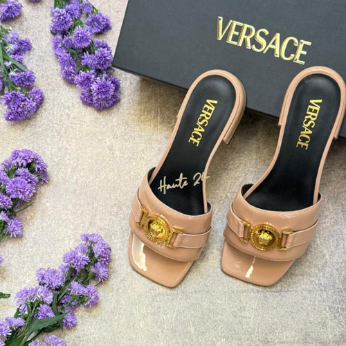 VERSACE  Medusa Women's Fuxia Oro Sandals (@Delhi Studio)