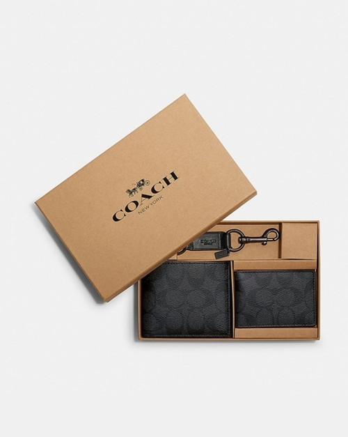 COACH Boxed 3 In 1 Wallet Gift Set In Signature Canvas
