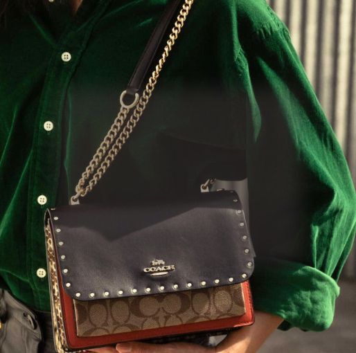 Join Replica Handbag Shop
's Exclusive US Luxury Offers WhatsApp Channel to get Daily Offers, Updates and more.