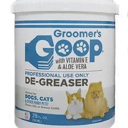 Groomer’s Goop is specially designed to remove the most difficult stains, 
Effective removal of stud tail
An ideal degreaser in preperation of shampoo and conditioner
Larger pack size , ideal for multiple pet households