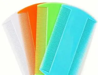 Get rid of fleas fast with our basic cat flea combs. Choose from bright colours. They're tough and gentle on skin. Buy now to protect your pet.
