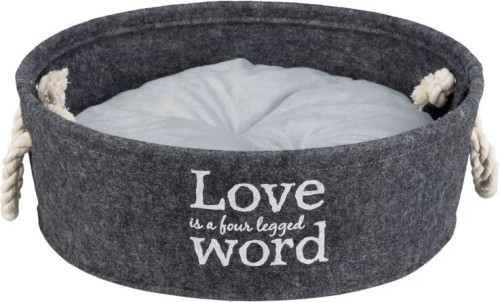 reat your cat to luxury with the Trixie Basket Lian Cat Bed! Durable, stylish, and cozy, it’s perfect for relaxation and easy transport.