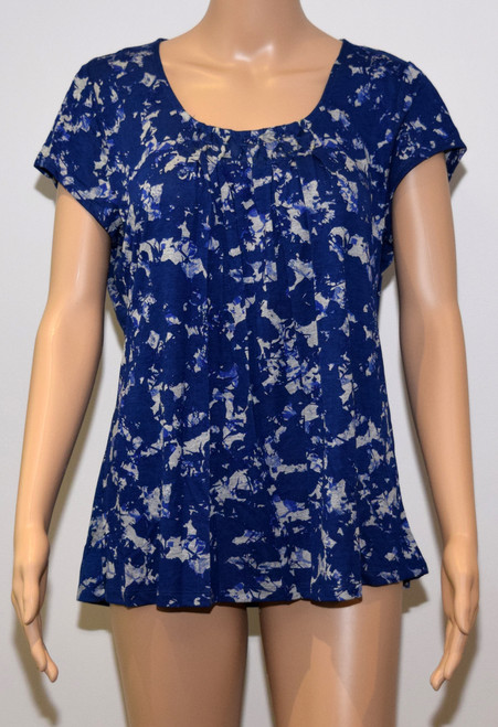 Blue patterned pleated top