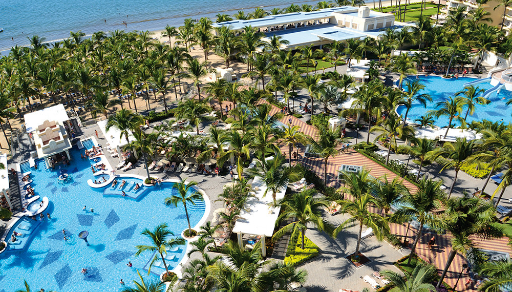 Hotel RIU Vallarta Resort for a Day