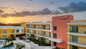 Relaxing Escape Near Cruise Port – Resort for a Day
The Courtyard Curacao Resort for a Day is located just across from the cruise port for easy access and convenience.