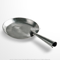 Medieval Hand Forged Polished Iron Folding Handle Portable Frying Pan Medieval Hand Forged Polished Iron Folding Handle Portable Frying Pan