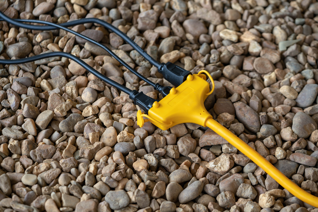Southwire 2ft SJTW 12/3 Three-Way Power Block (Yellow) 12/BX