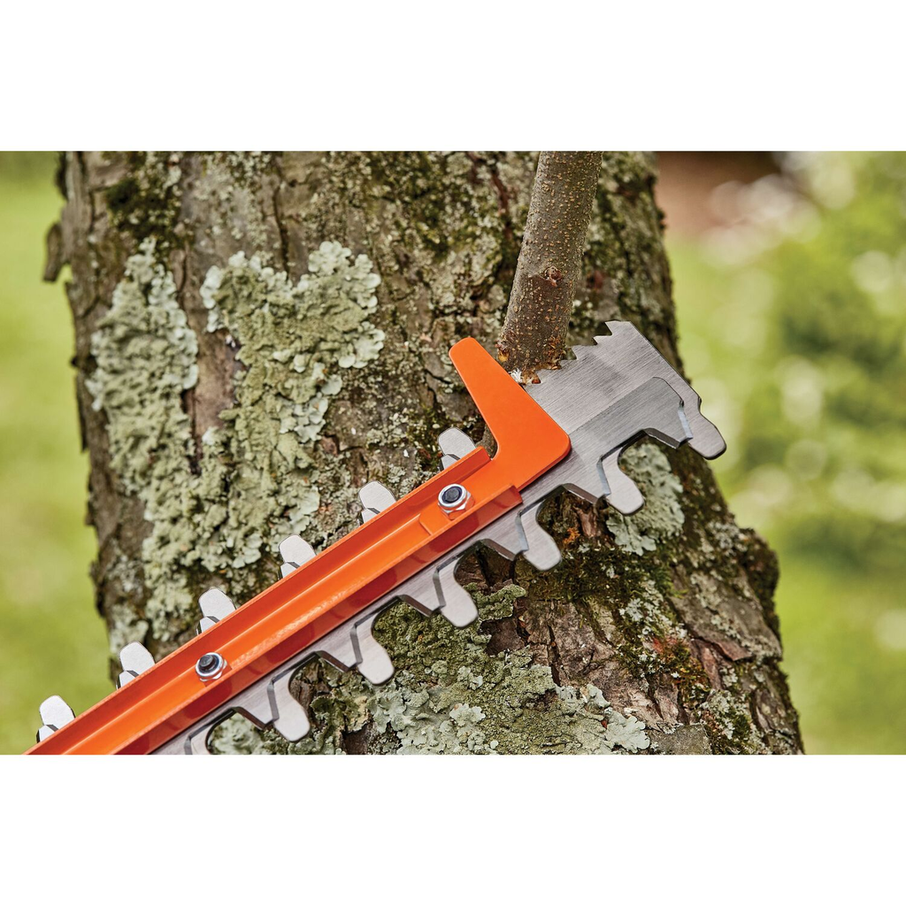 BLACK+DECKER 16" SAWBLADE ELECTRIC HEDGE TRIMMER