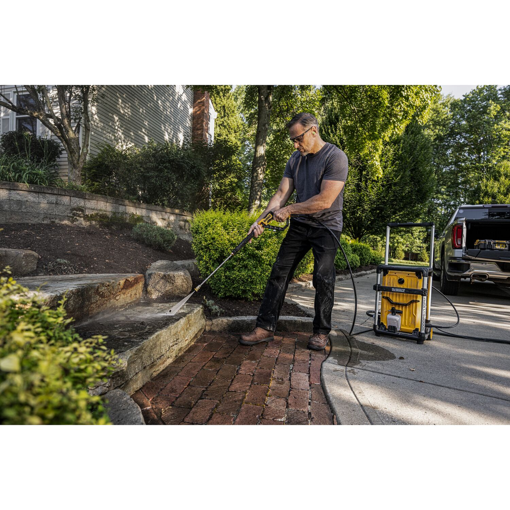 SHELL DEWALT AC 3000 PSI PRESSURE WASHE