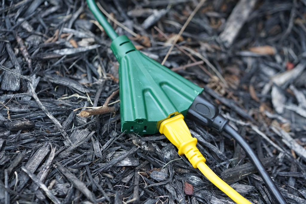 Woods CORD SET, 16/3 8' SJTW GREEN POWER BLOCK 12/BX