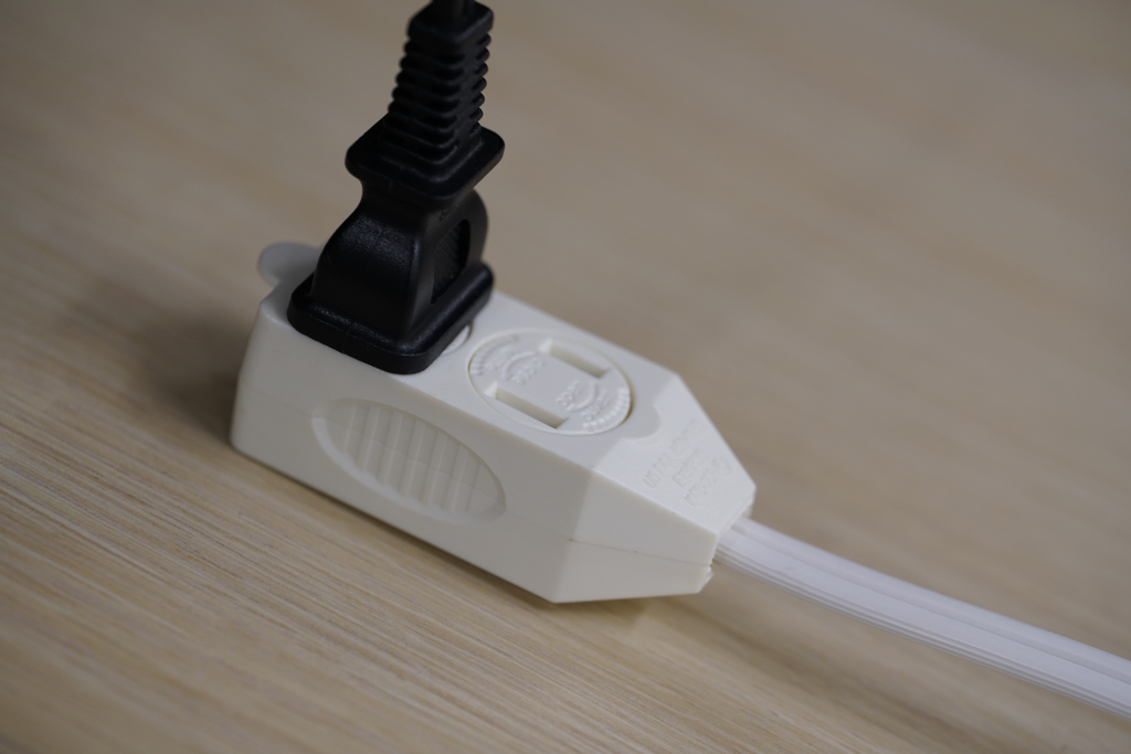 Woods CUBE TAP, 16/2 13' WHITE SLIMLINE 12/BX