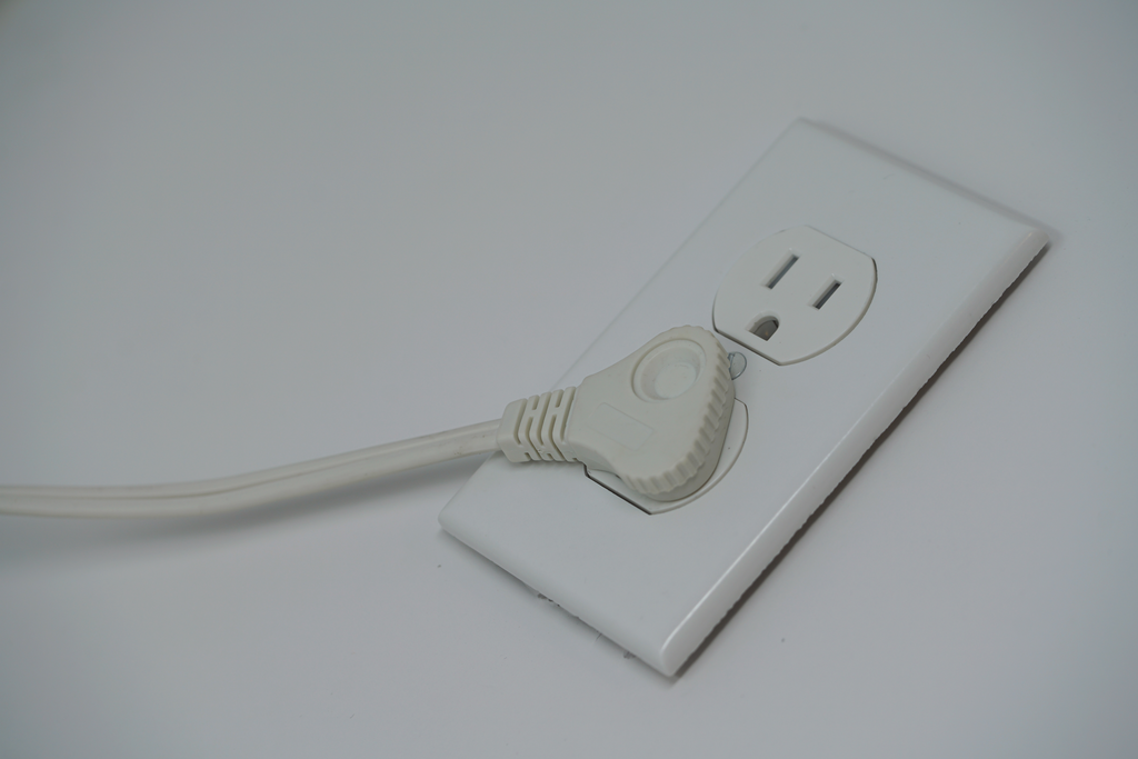 Woods CUBE TAP, 16/2 13' WHITE SLIMLINE 12/BX