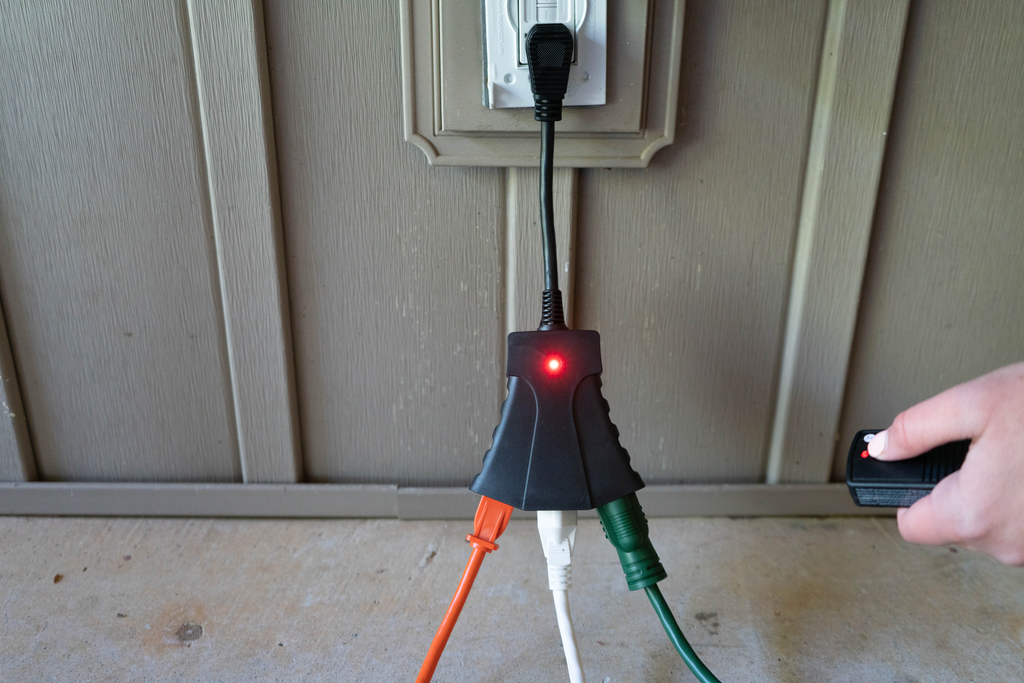 Woods TIMER, OUTDOOR REMOTE CONTROL 3 OUTLET 3/BX