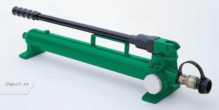 GREENLEE Hand-Operated Hydraulic Pump
