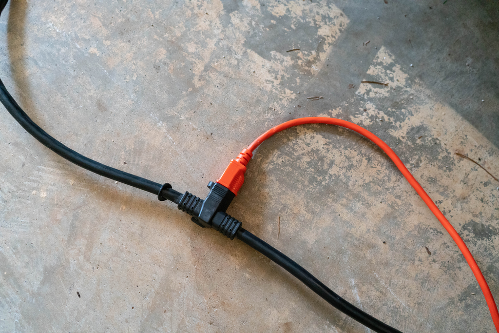 Woods CORD SET, 14/3 9' STW BLACK 3 OUTLET