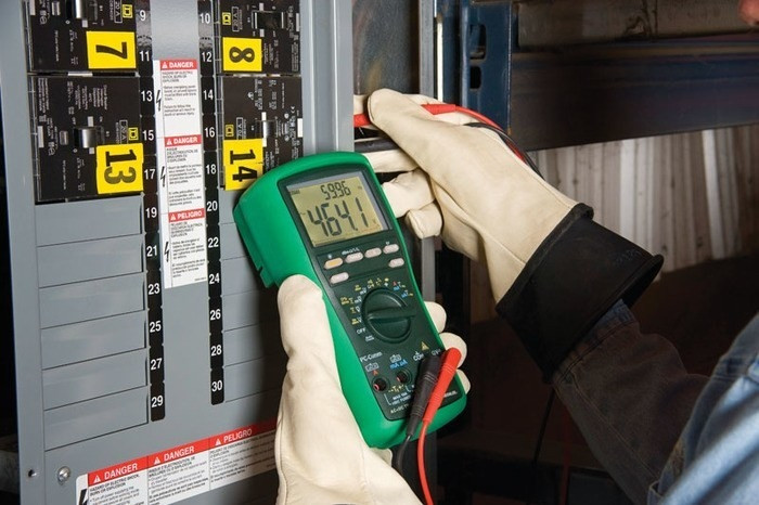 GREENLEE 10,000-Count Digital Multimeter, 1000V, 10A (DM-830A)