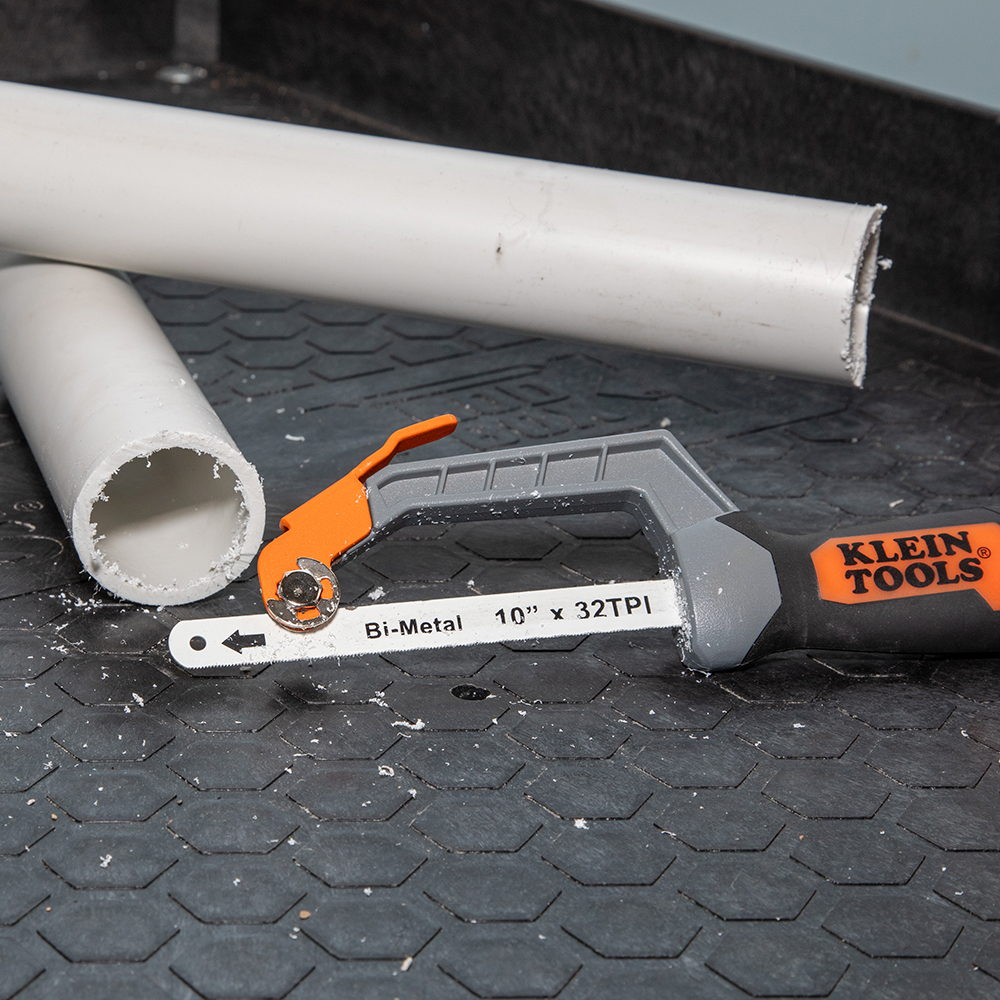 Compact Finish-Cut Hacksaw