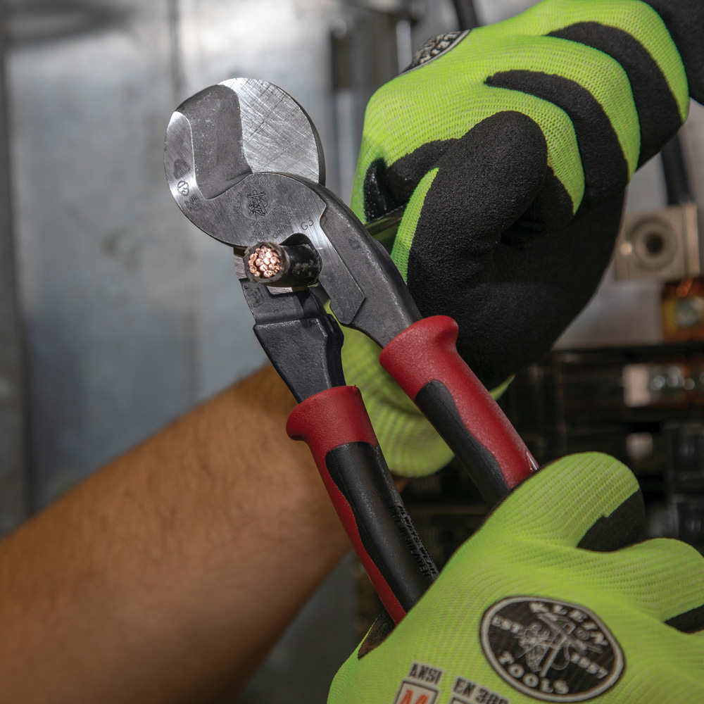 Journeyman™ High Leverage Cable Cutter with Stripping