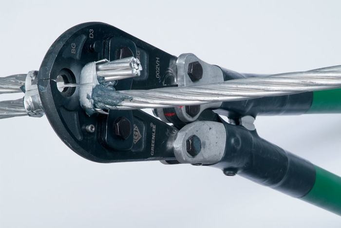 GREENLEE Crimping Tool with D³ and O Die Grooves