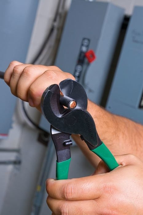GREENLEE Hand-Held Cable Cutter