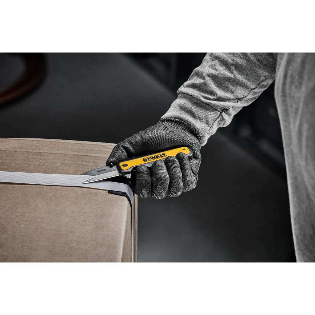 DW DROP POINT POCKET KNIFE