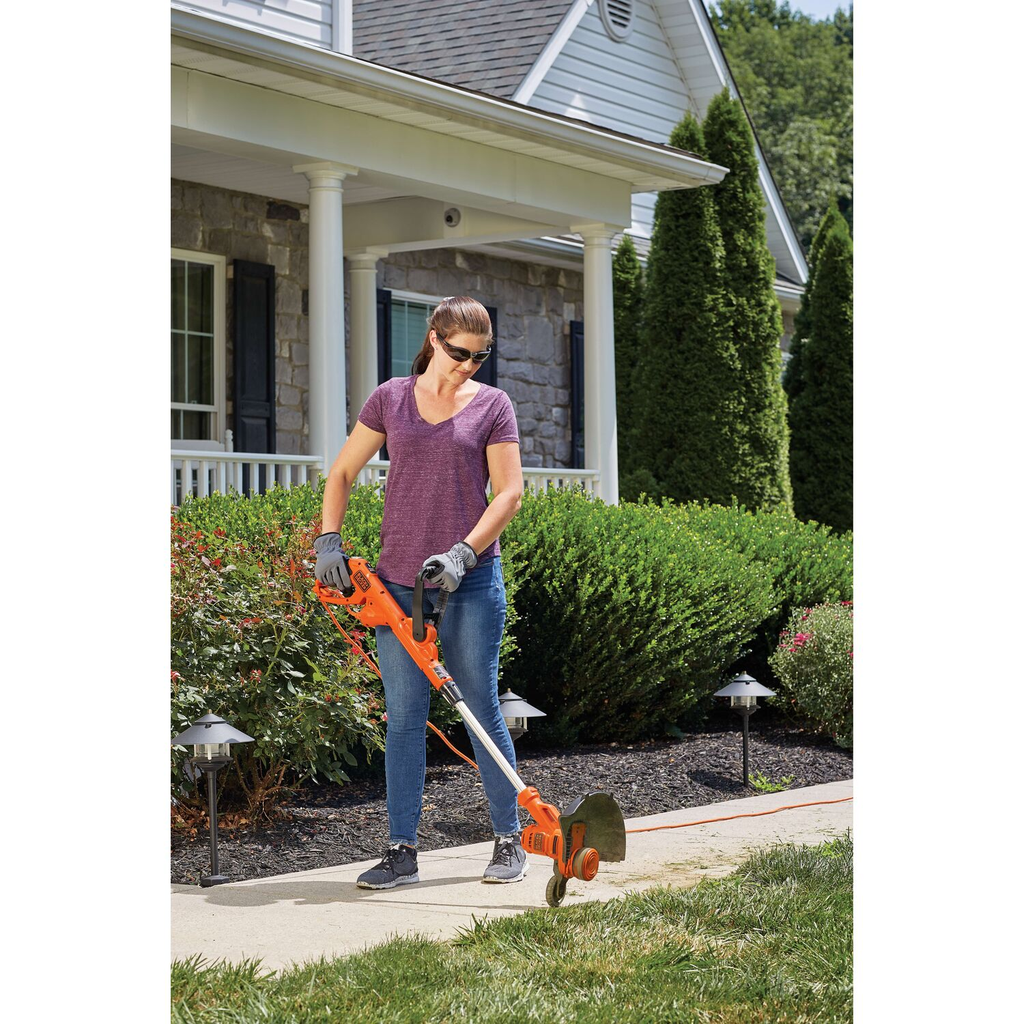 BLACK+DECKER 6.5AMP 14IN EASYFEED STRING TRIMMER